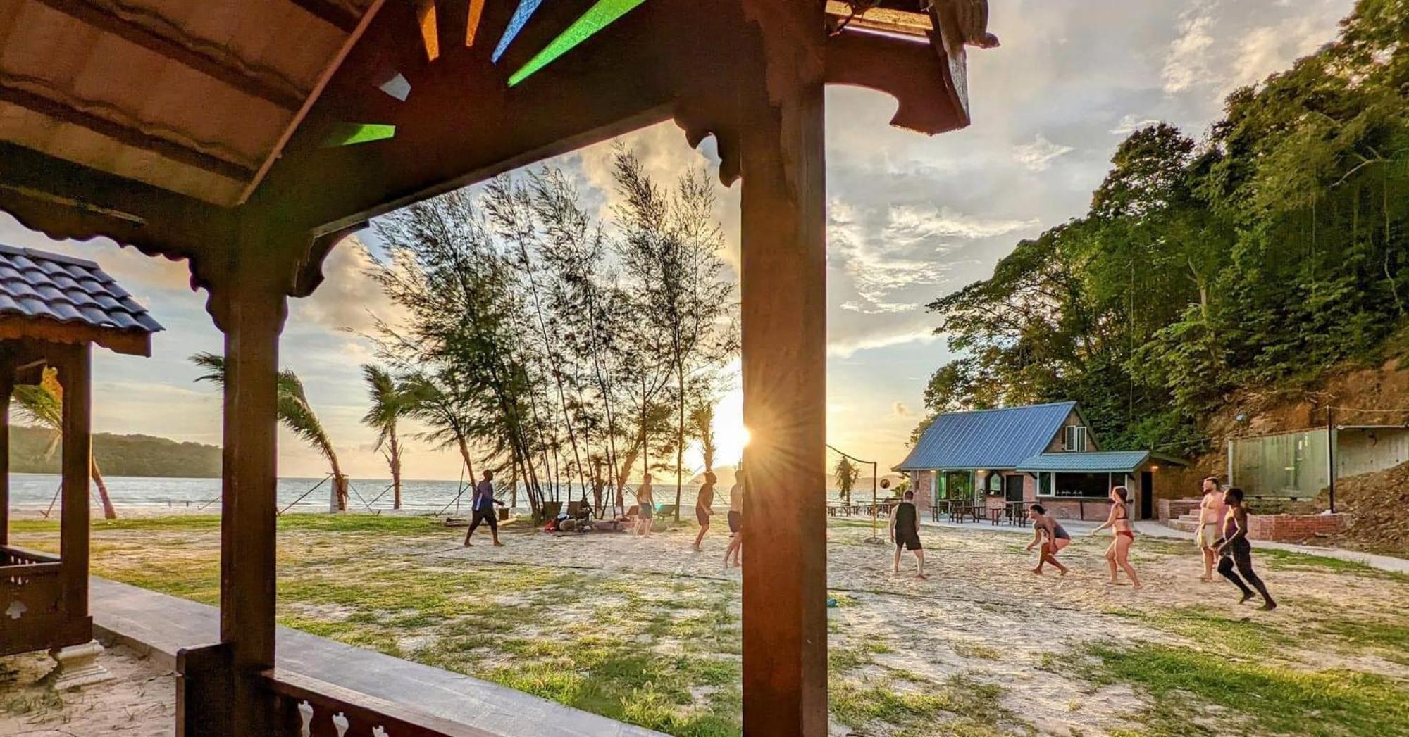 Langkawi Pantai Cenang - Private Beach Glamping Experience Kültér fotó